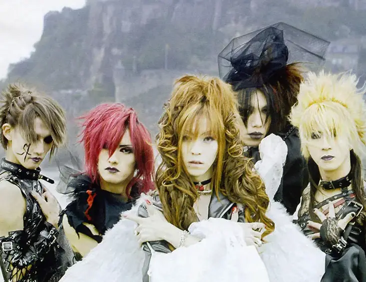 Banda Visual Kei - RENTRER EN SOI