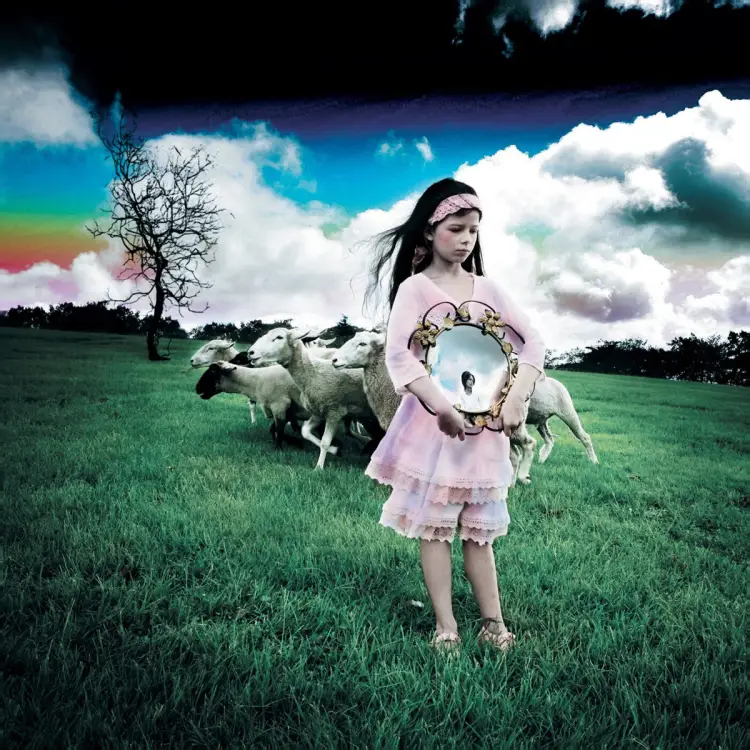 Portada del álbum M.E.R.R.Y.